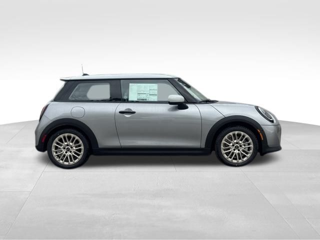 2026 Mini Cooper 2 Door Hardtop Iconic photo 2