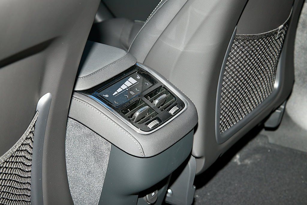 2026 VOLVO XC90 - Image 21