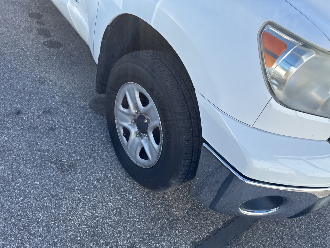 2010 Toyota Tundra Grade photo 3