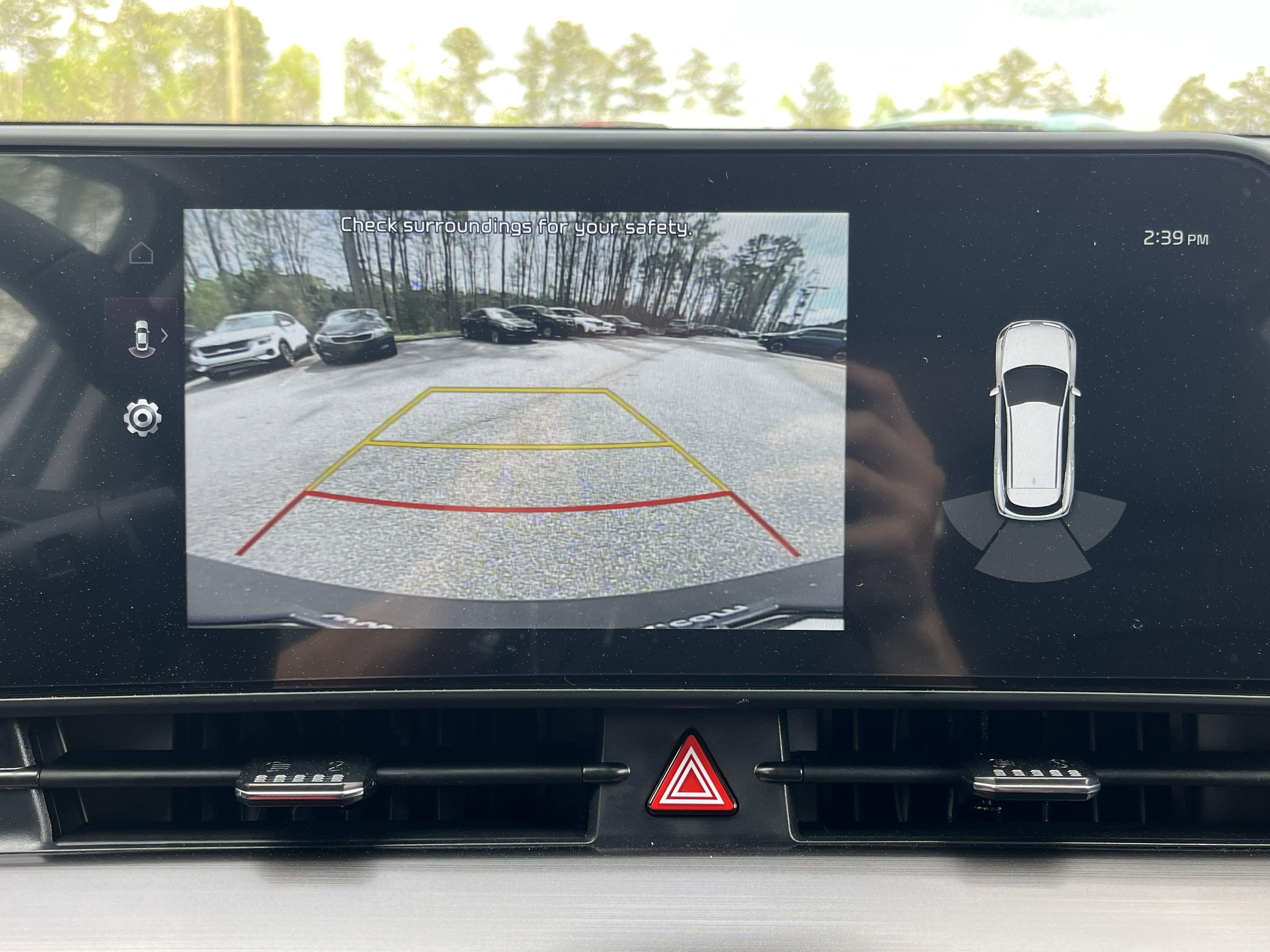 2025 Kia Sportage EX photo 3