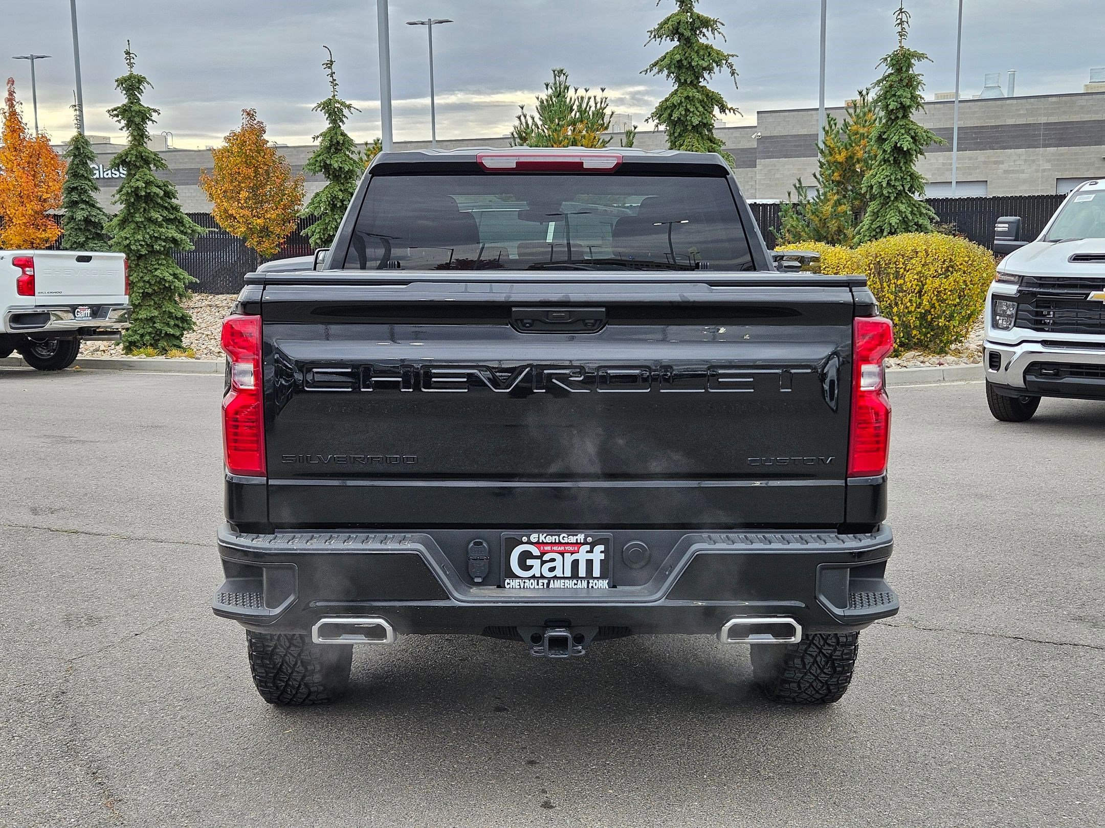 2024 Chevrolet Silverado 1500 Custom Trail Boss photo 3