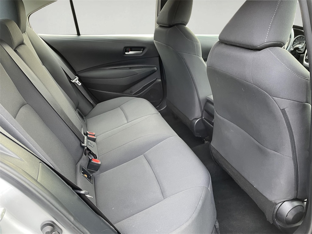 2021 Toyota Corolla LE photo 14