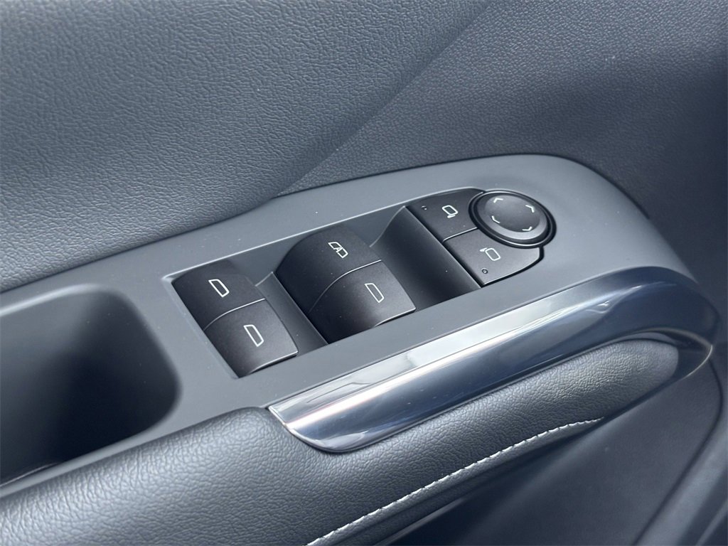 2026 Chevrolet Traverse photo 9