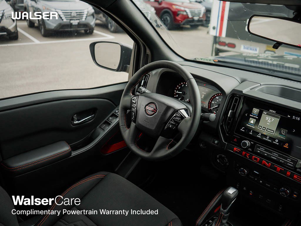 2025 Nissan Frontier PRO-4X photo 10