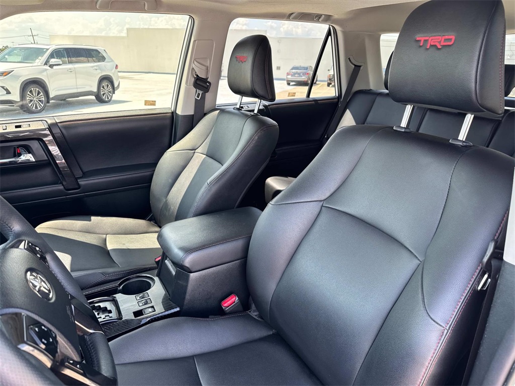 2022 Toyota 4Runner TRD Off-Road Premium photo 16