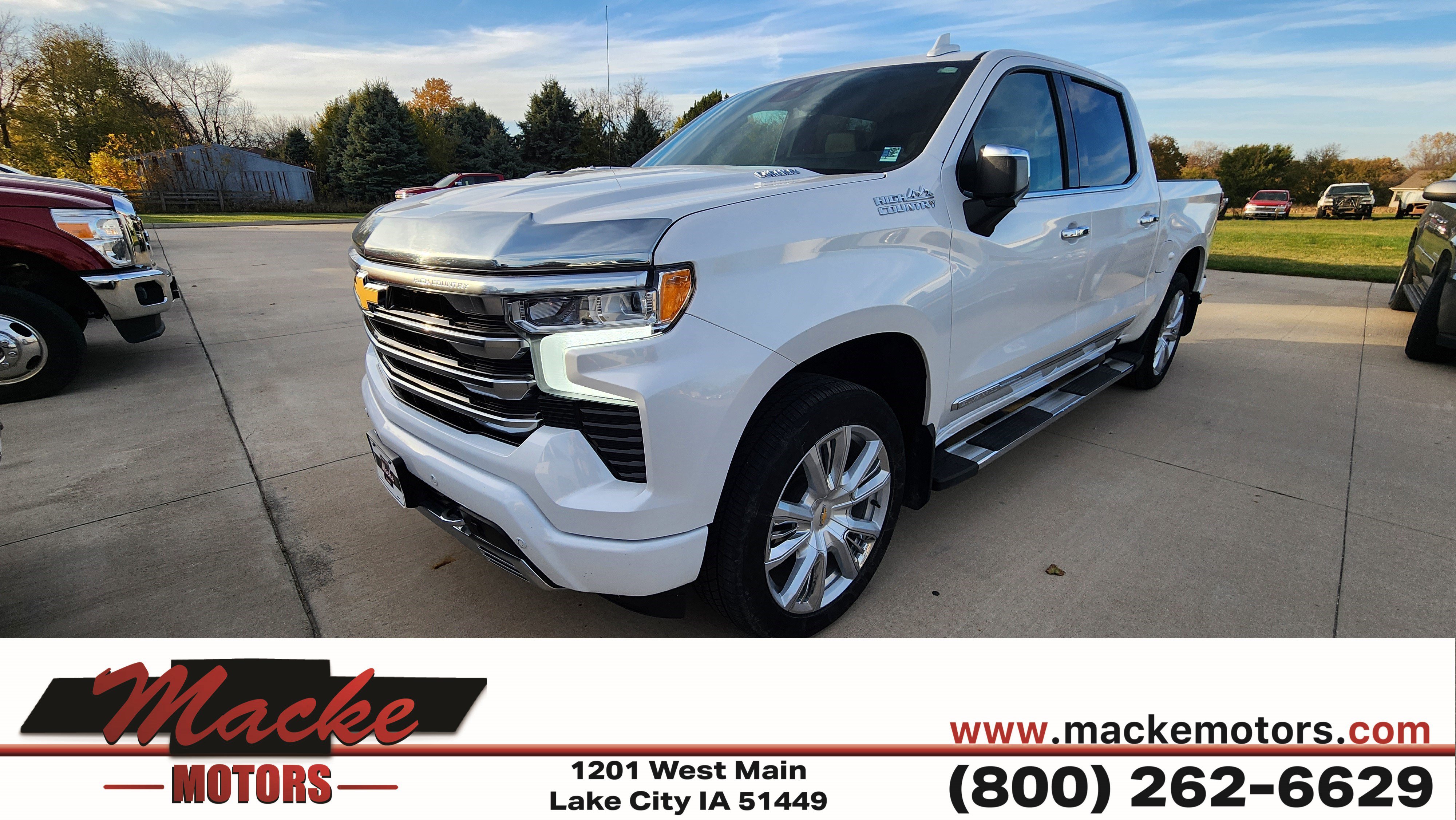 2023 Chevrolet Silverado 1500 High Country's photo