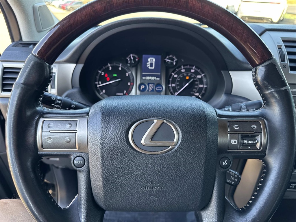 2019 Lexus GX 460 photo 23