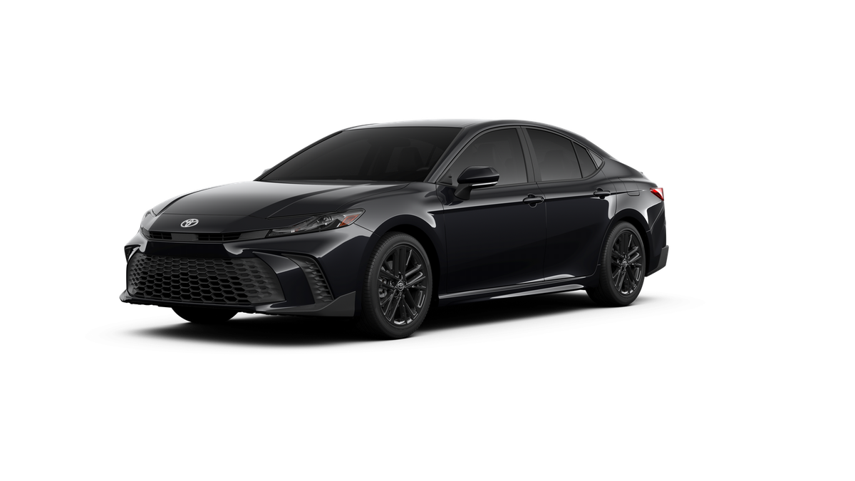 2026 Toyota Camry SE's photo