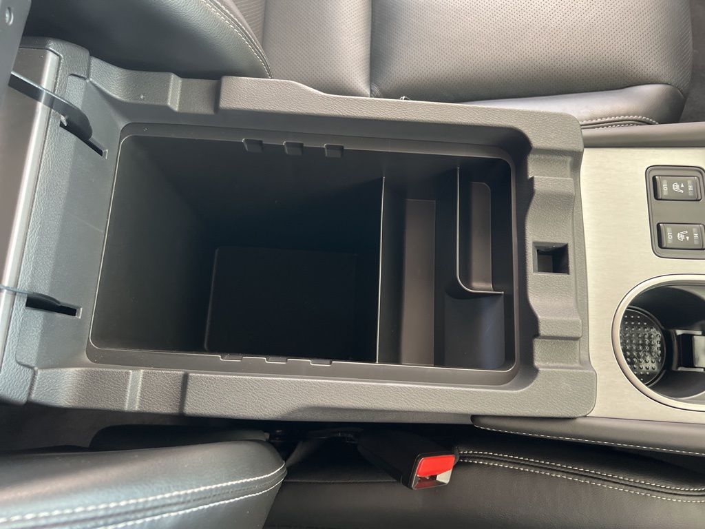 2023 Nissan Murano SL photo 25