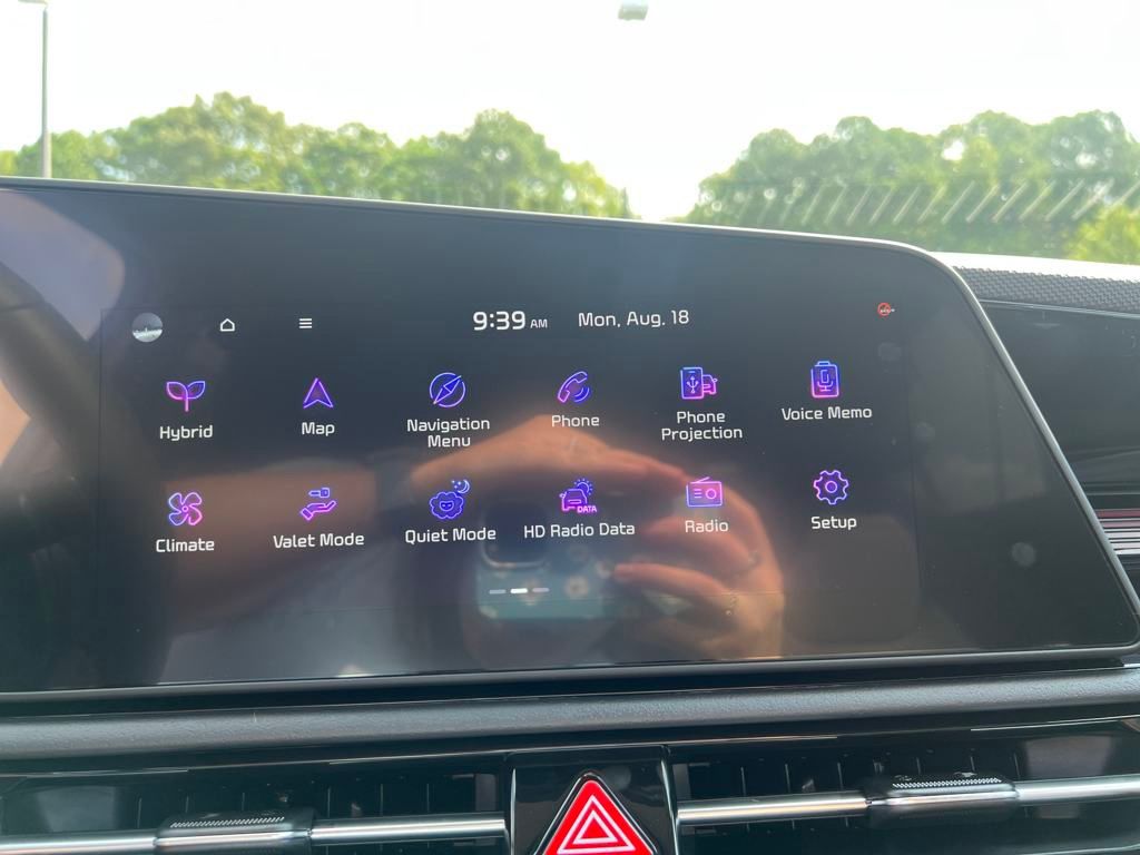 2025 Kia Niro EX photo 17