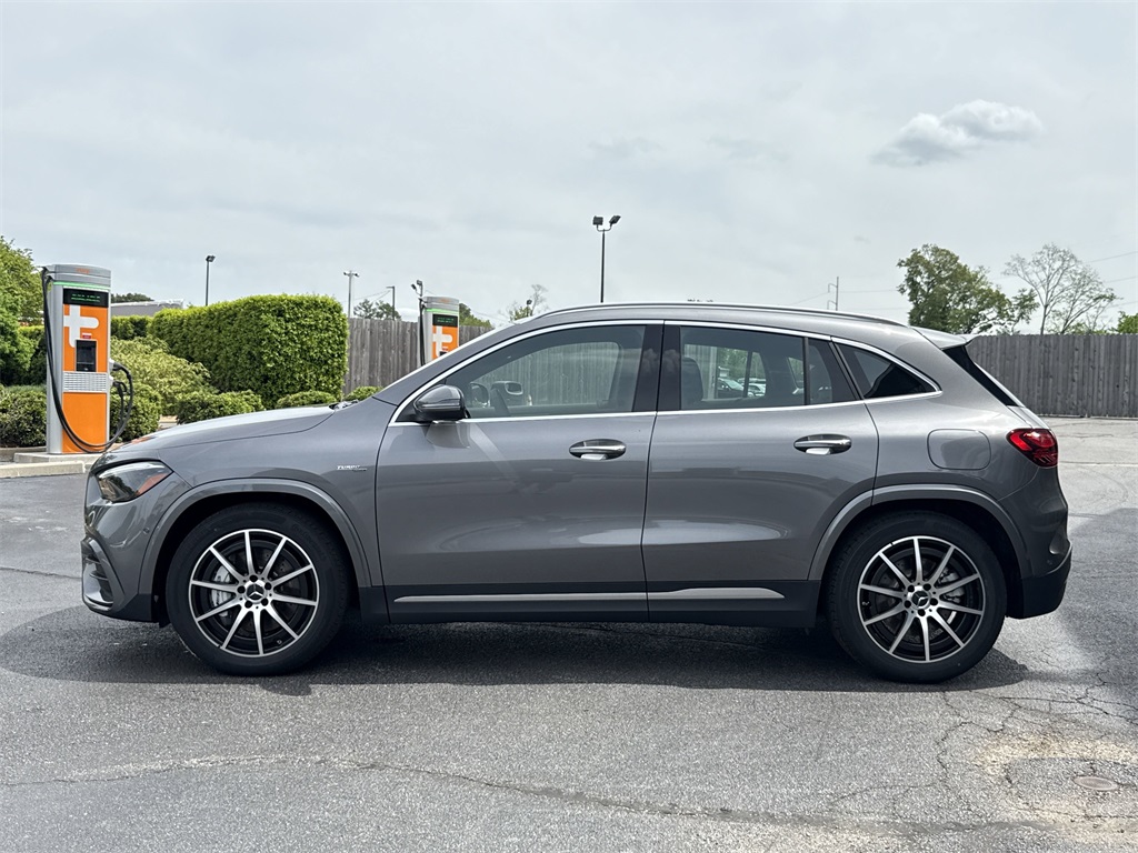 2025 Mercedes Benz GLA AMG 35 4MATIC photo 2