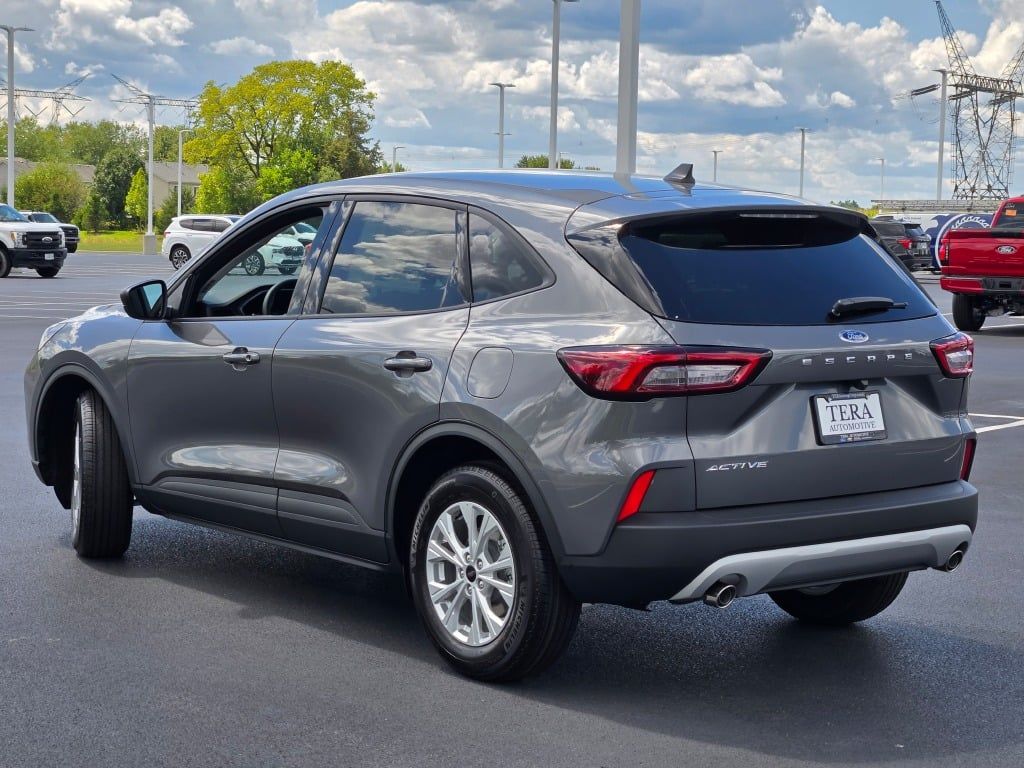 2025 Ford Escape Active photo 13