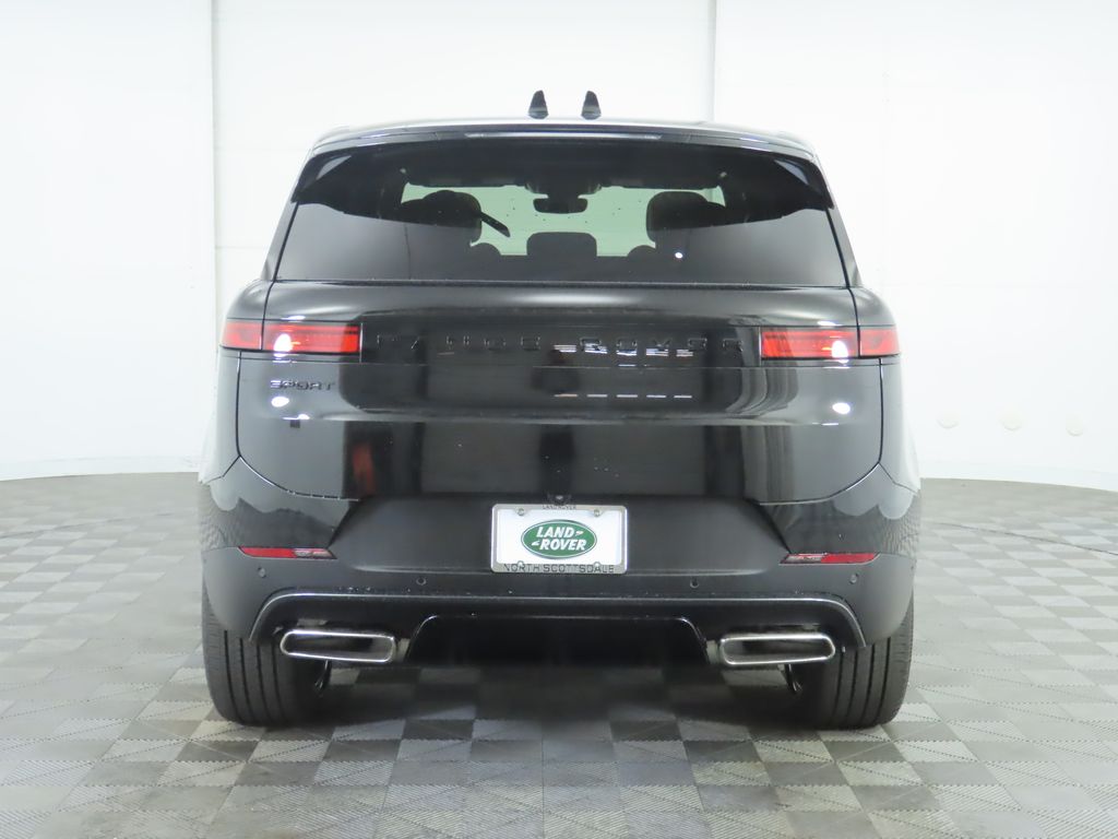 2025 Land Rover Range Rover Sport SE photo 4