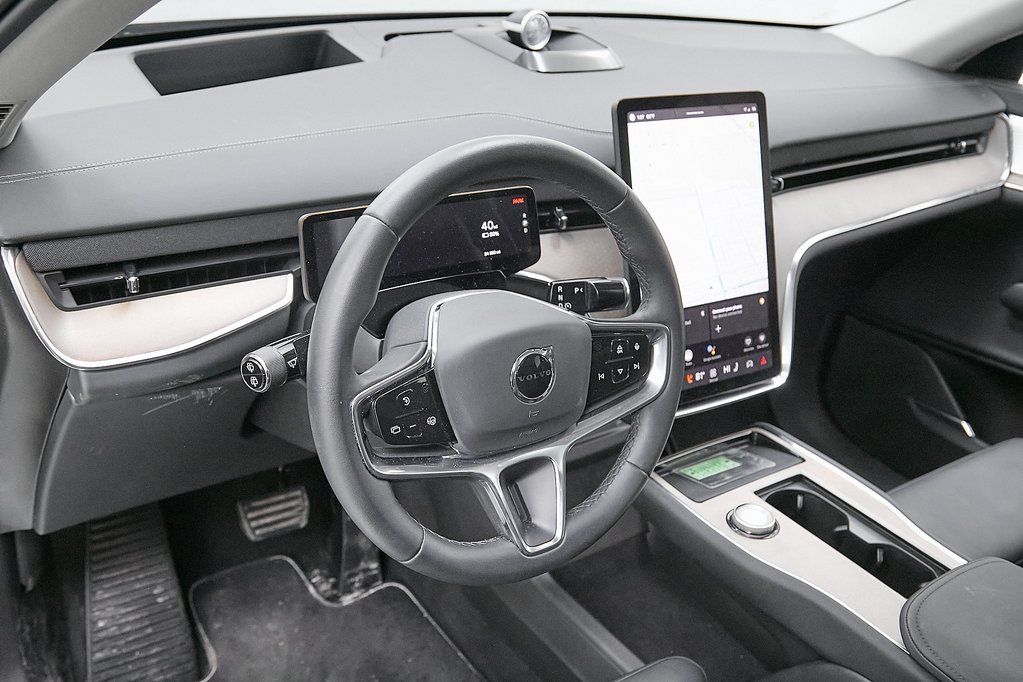 2025 VOLVO EX90 - Image 13