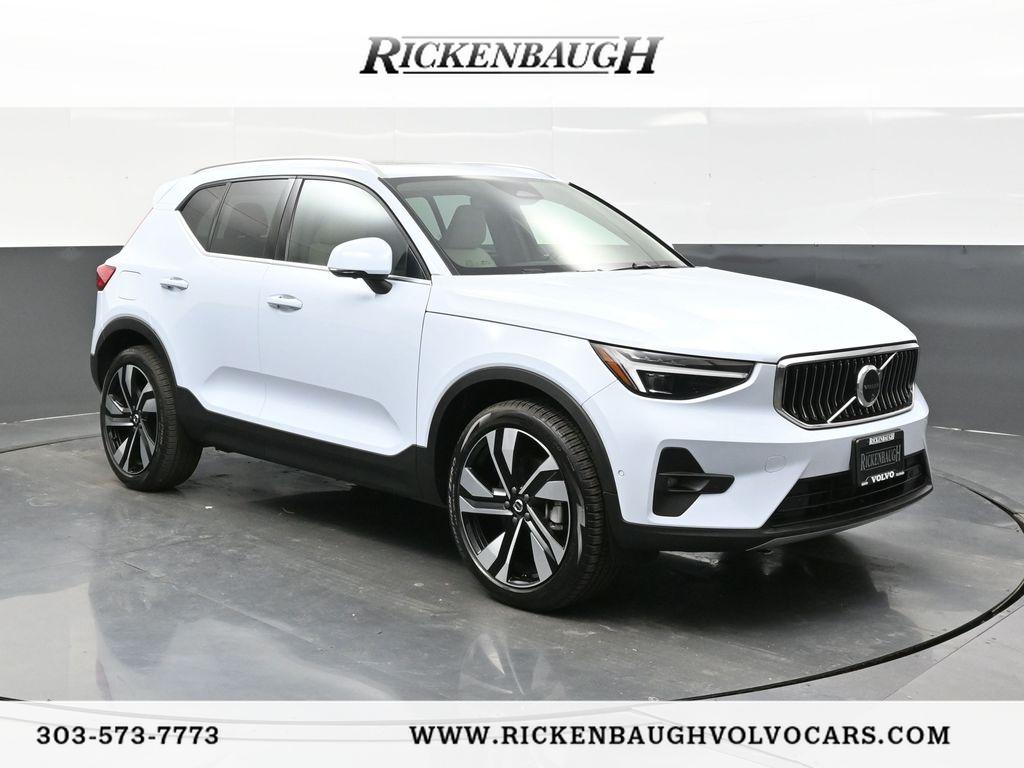 2024 Volvo XC40 Ultimate's photo