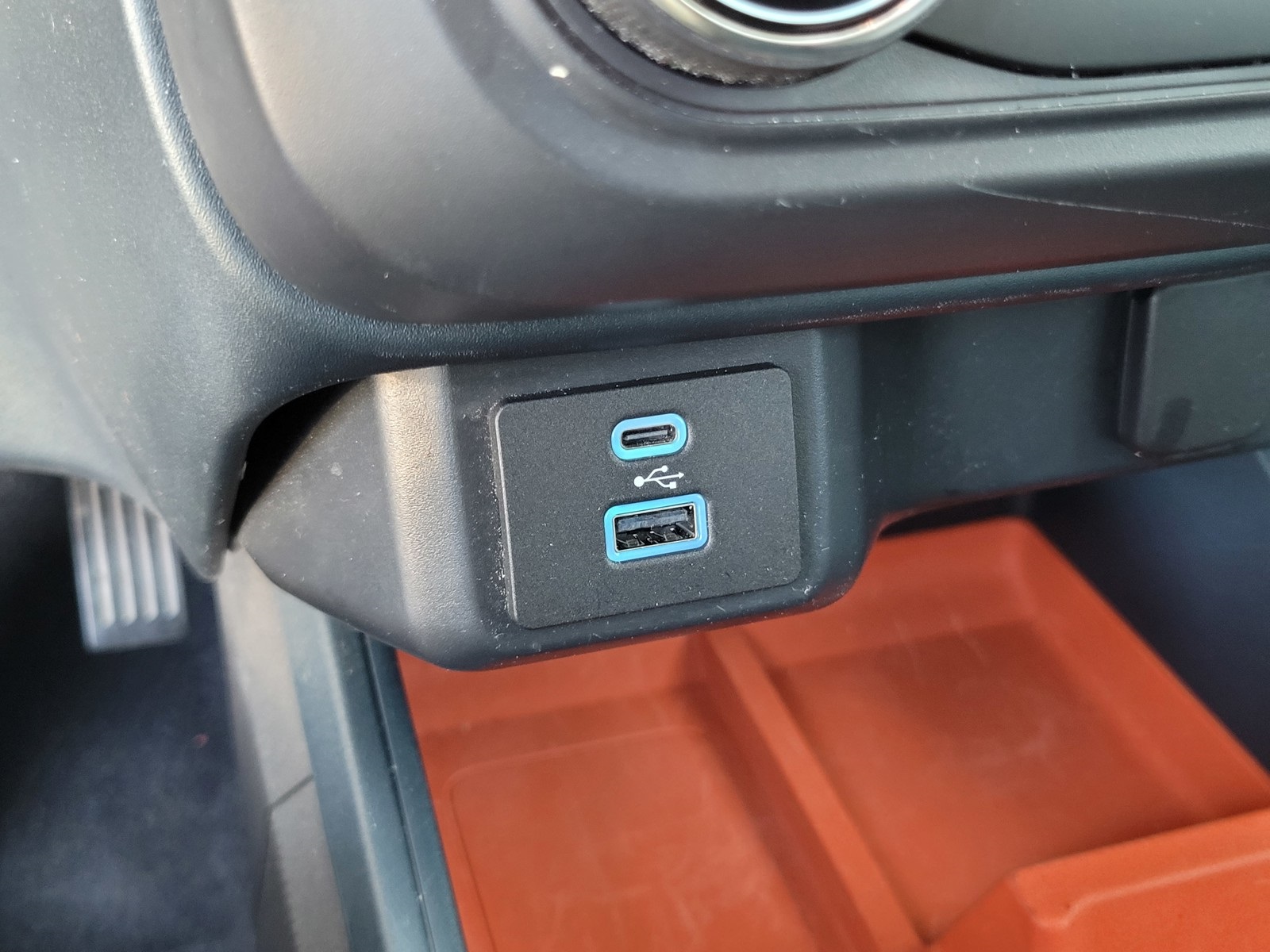 2023 Ford Maverick XLT photo 23