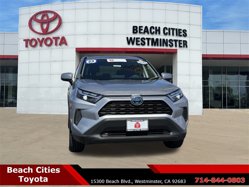 2023 Toyota RAV4 Hybrid LE photo 3