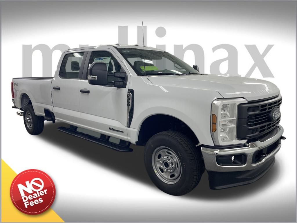 2026 Ford F-350 Super Duty XL's photo