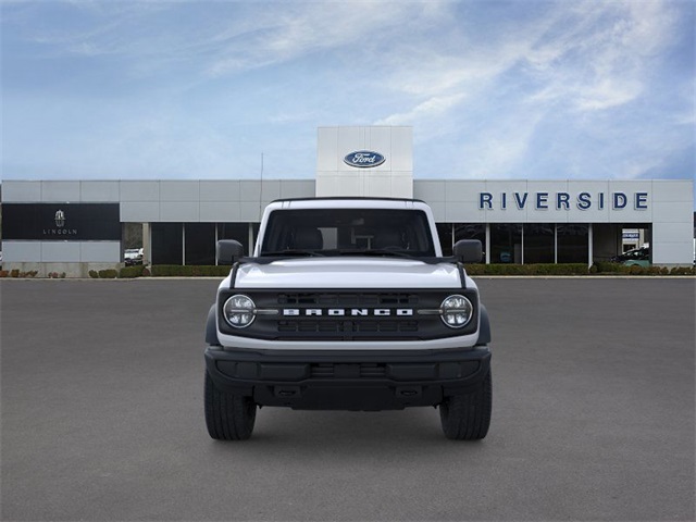 2025 Ford Bronco Base photo 3