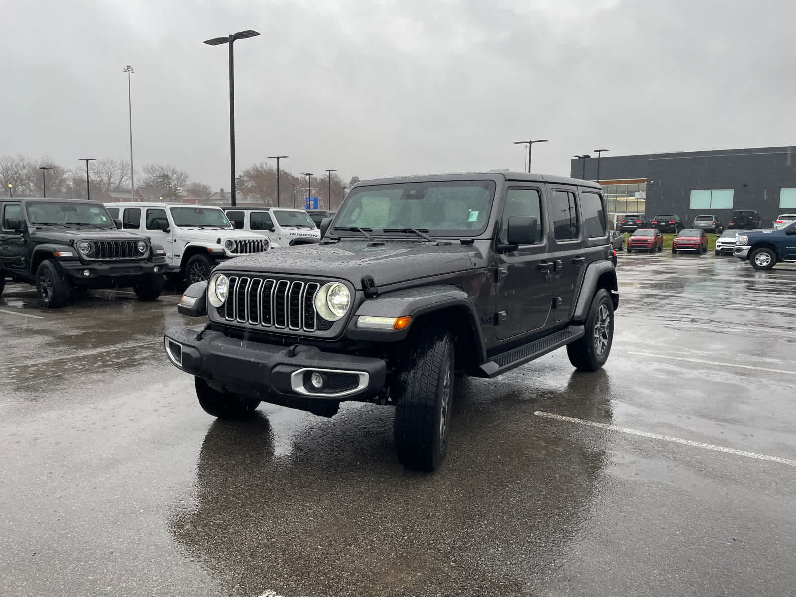 2025 Jeep Wrangler Sahara photo 3