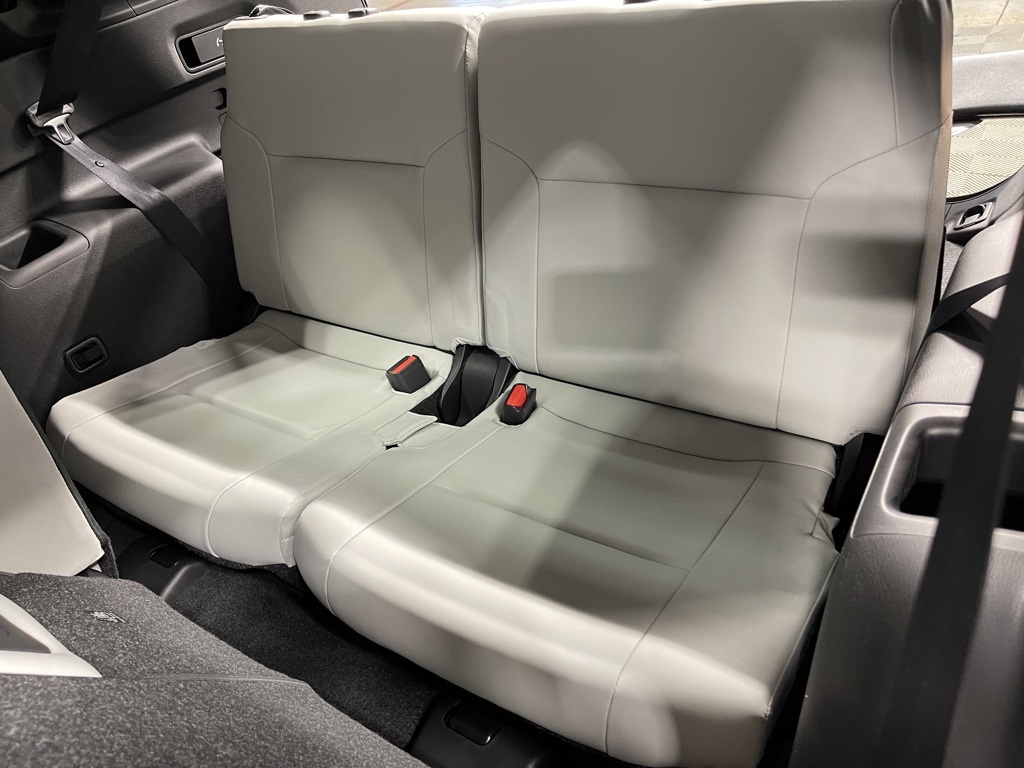 2025 Mitsubishi Outlander SE photo 23