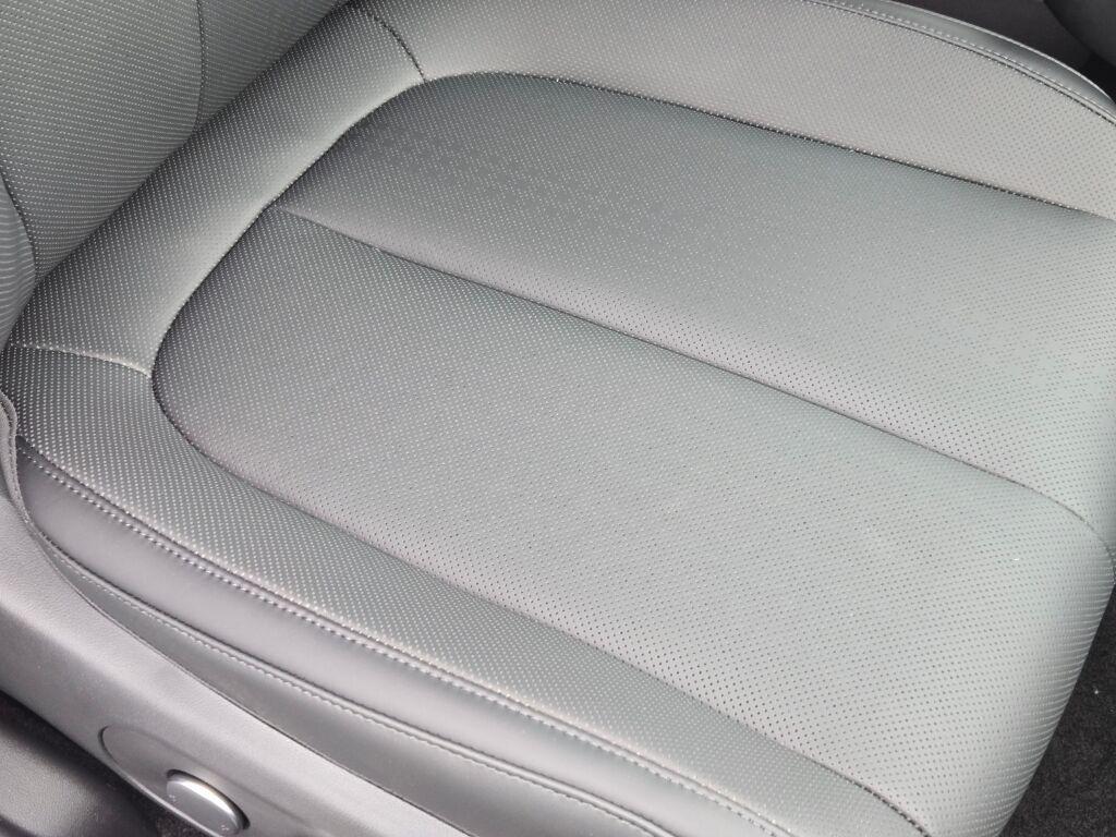 2026 Hyundai Ioniq 5 Limited photo 4