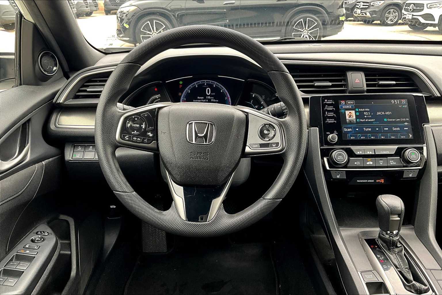 2019 Honda Civic Hatchback EX photo 5