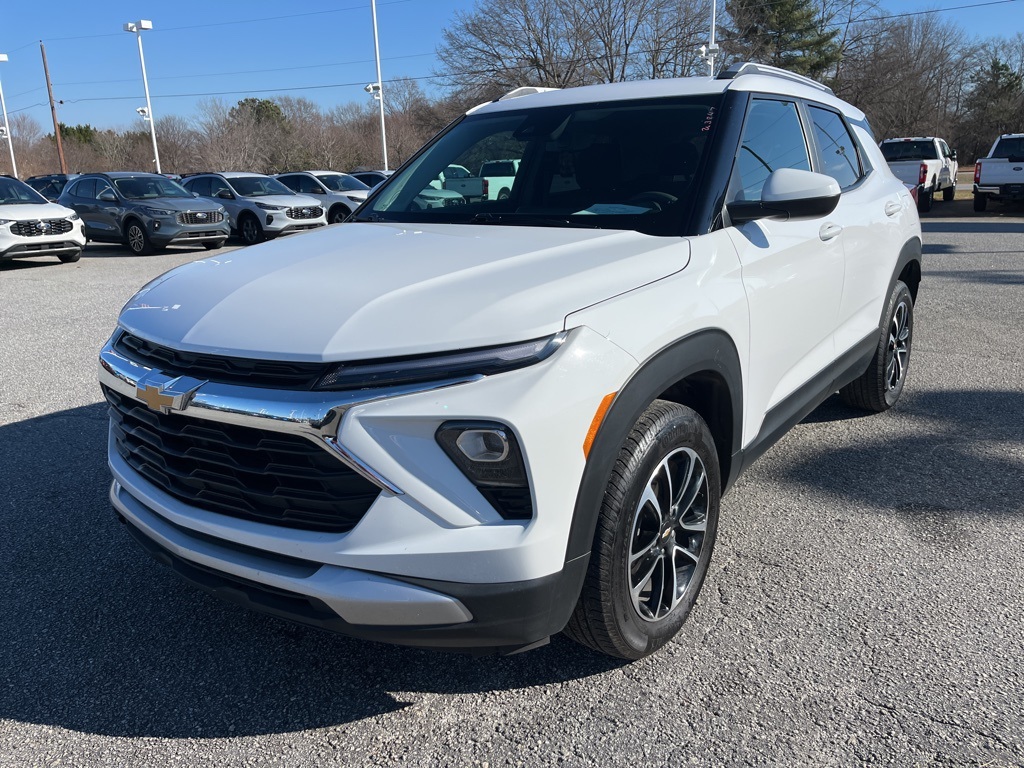 2025 Chevrolet Trailblazer LT's photo