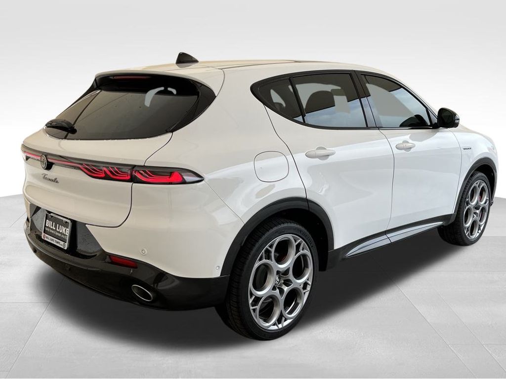 2024 Alfa Romeo Tonale Veloce photo 3