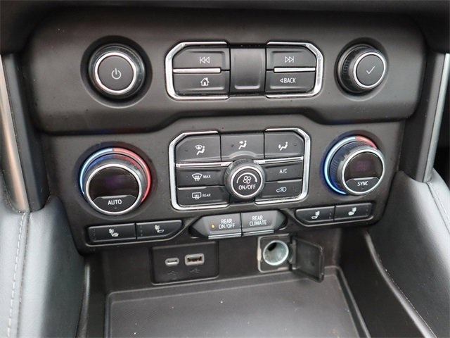 2021 Chevrolet Tahoe Z71 photo 31