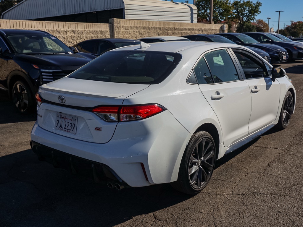2024 Toyota Corolla SE Premium photo 3