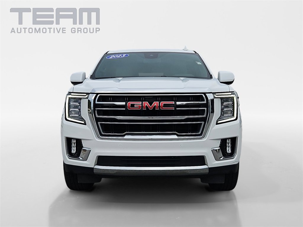 2023 Gmc Yukon XL SLT photo 2
