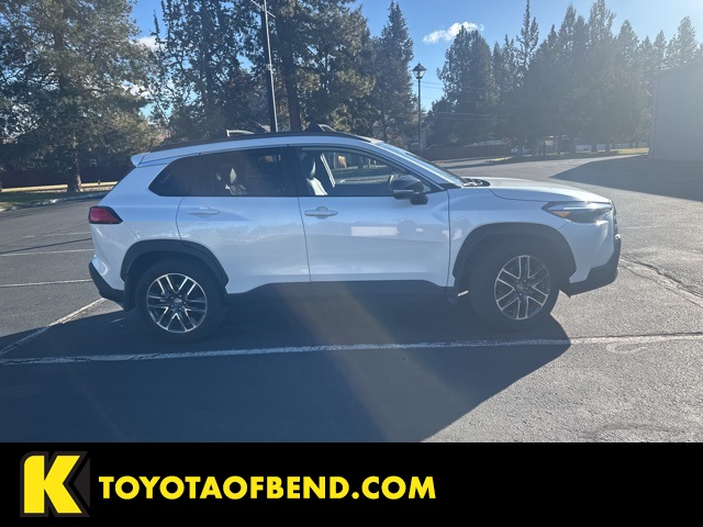 2026 Toyota Corolla Cross XLE's photo