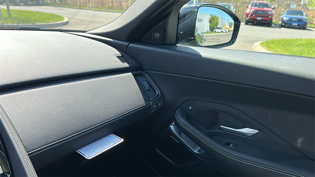 2024 Jaguar E-PACE R-Dynamic SE photo 22