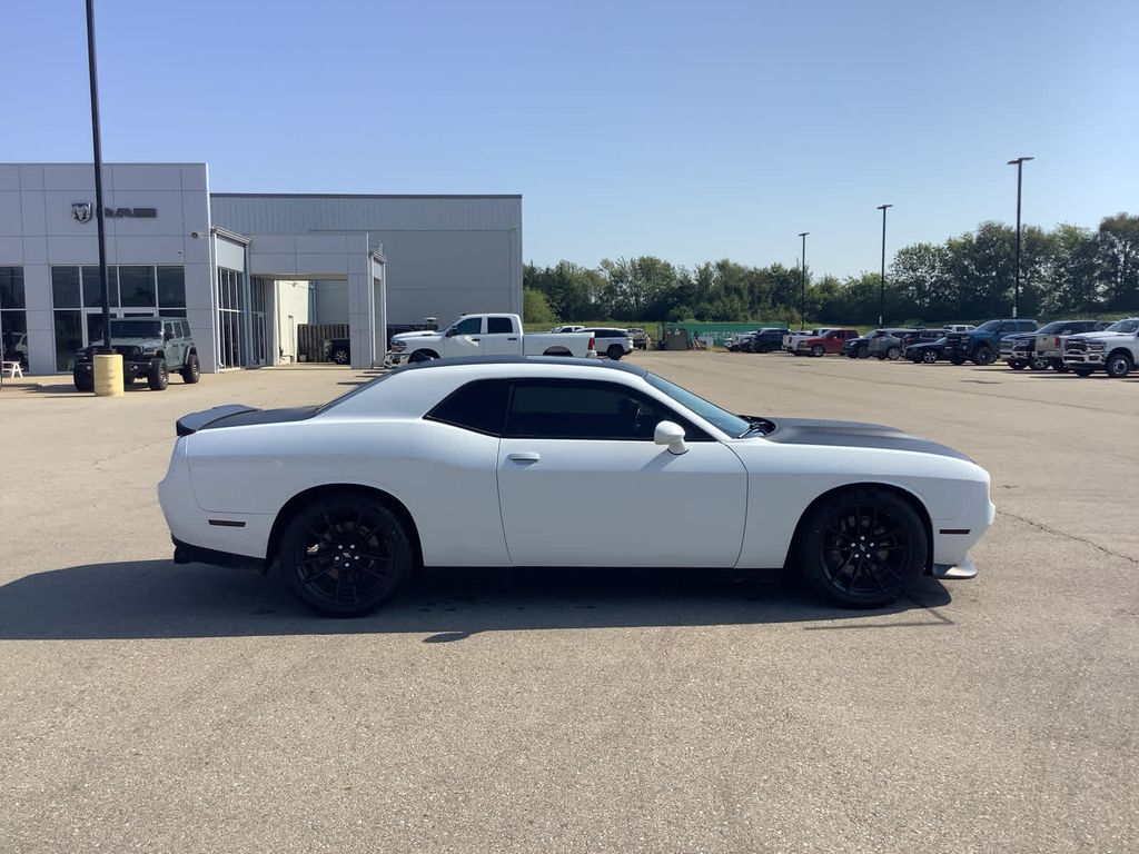 2021 Dodge Challenger R/T Scat Pack photo 8