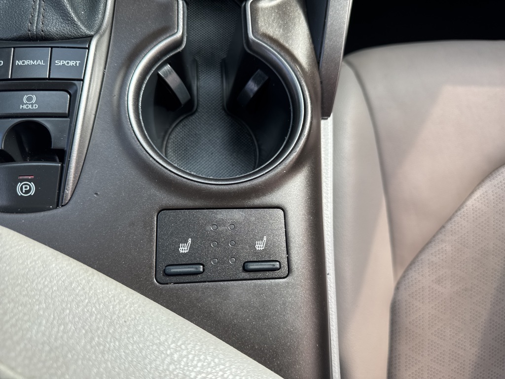 2021 Toyota Camry XSE photo 34