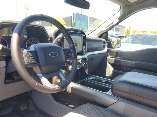 2023 Ford F-150 XLT photo 13