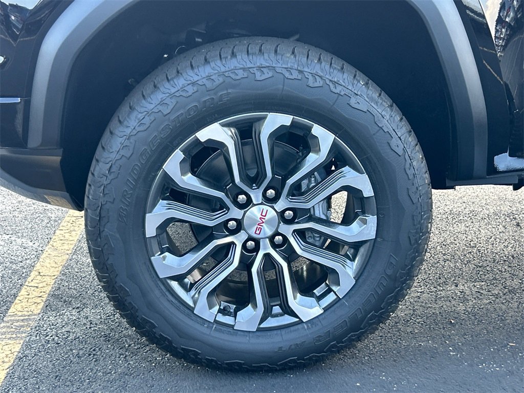 2026 Gmc Canyon Denali photo 10