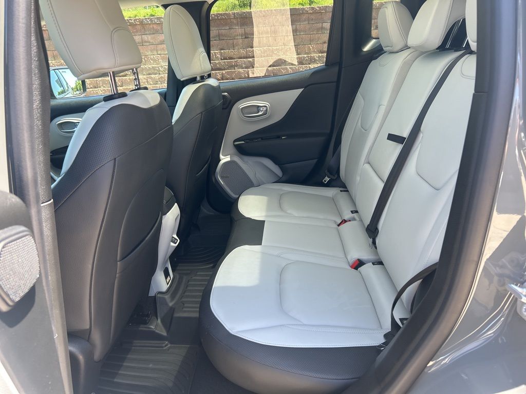 2021 Jeep Renegade Limited photo 10