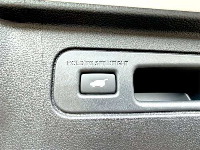 2025 Honda Pilot Touring photo 21