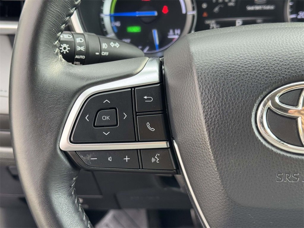 2021 Toyota Highlander Hybrid XLE photo 10