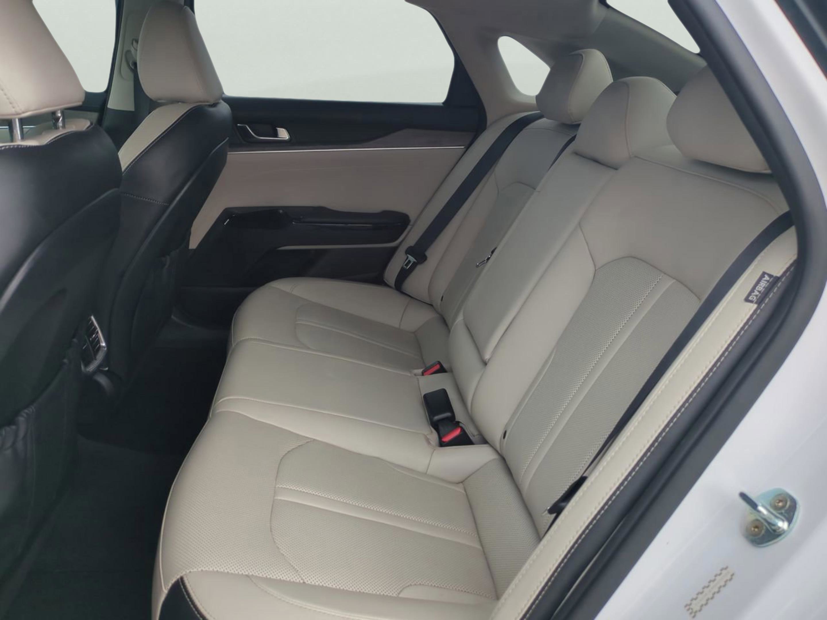 2021 Kia K5 EX photo 13