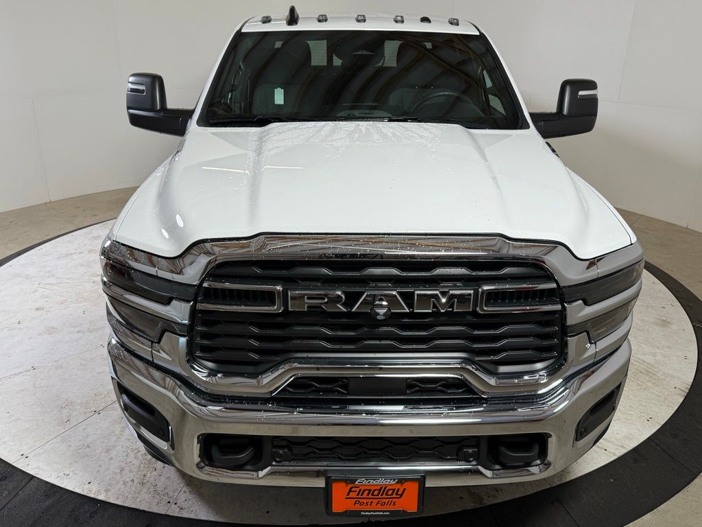2026 Ram 3500 Tradesman photo 2