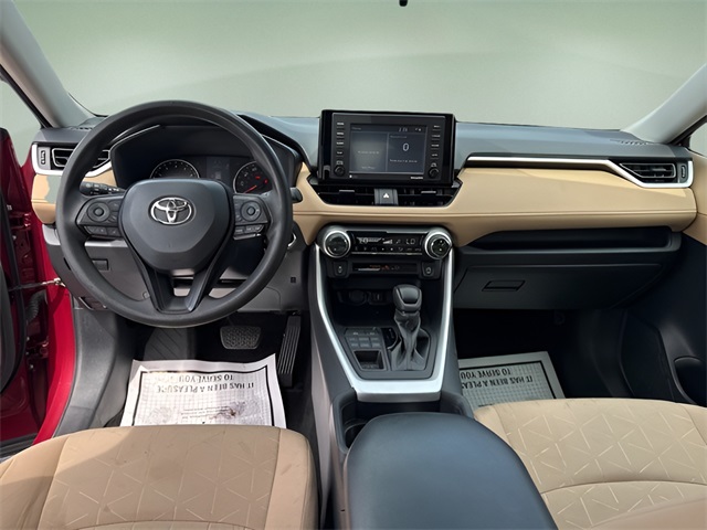 2021 Toyota RAV4 XLE photo 10