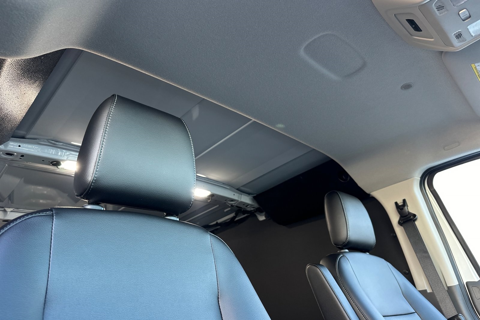 2024 Ford Transit Cargo Van photo 12