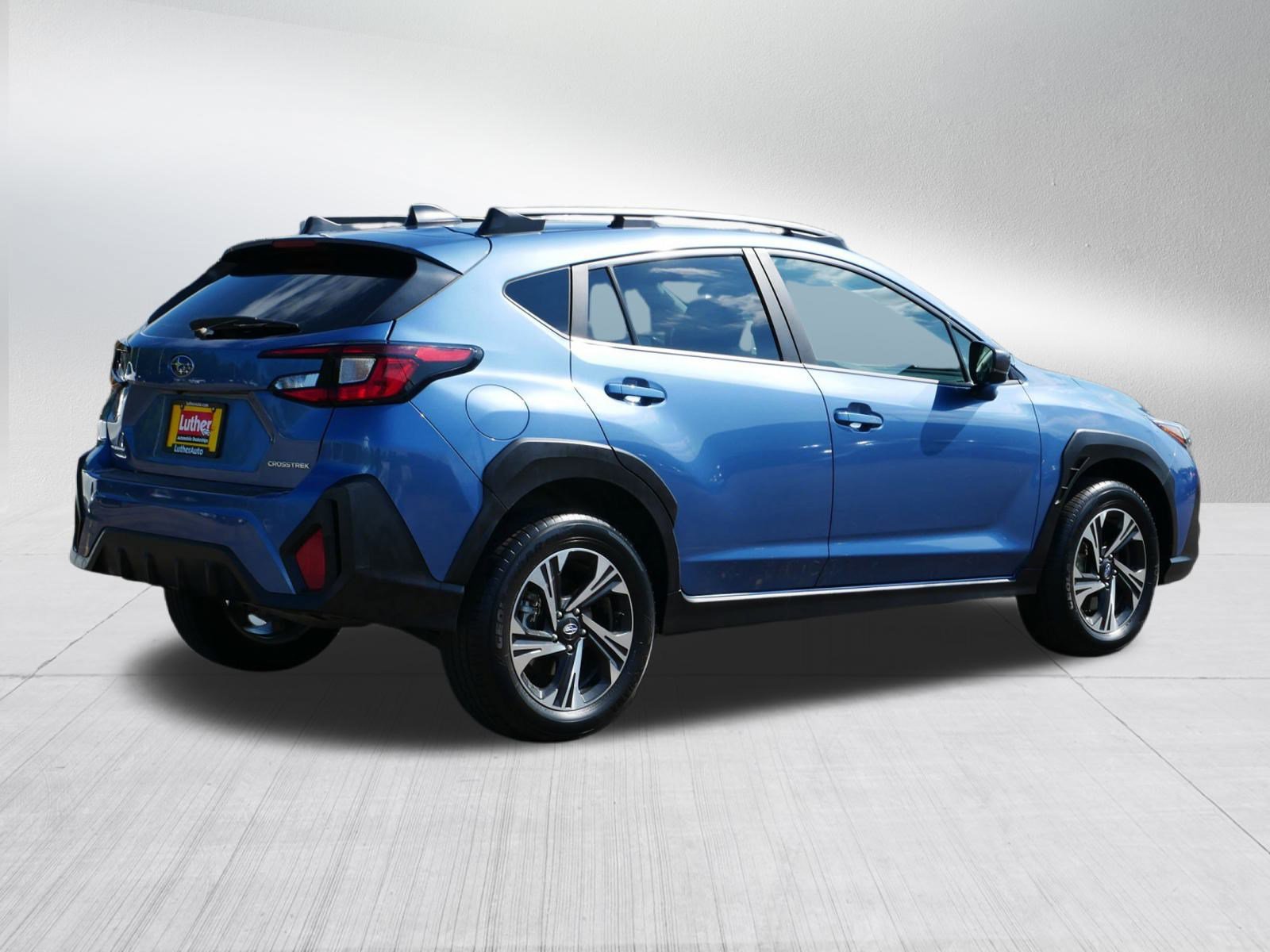 2024 Subaru Crosstrek Premium photo 7