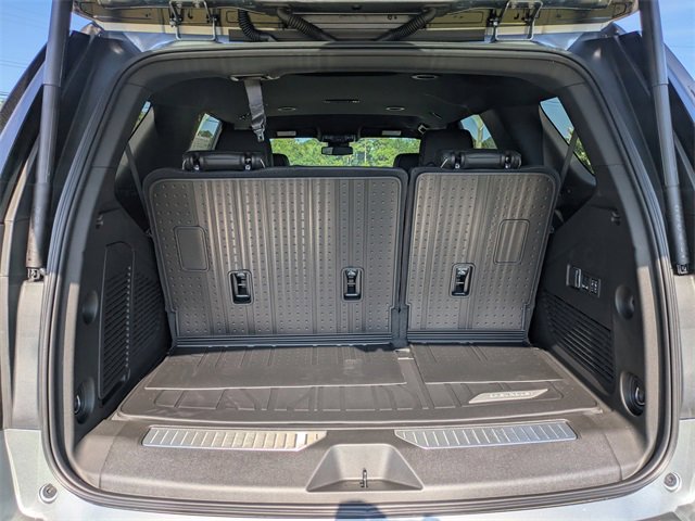 2025 Chevrolet Tahoe Premier photo 13