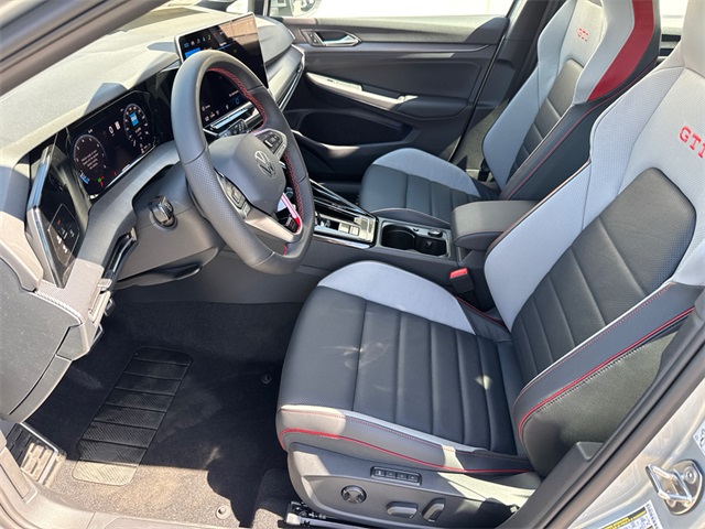 2025 Volkswagen Golf GTI Autobahn photo 24