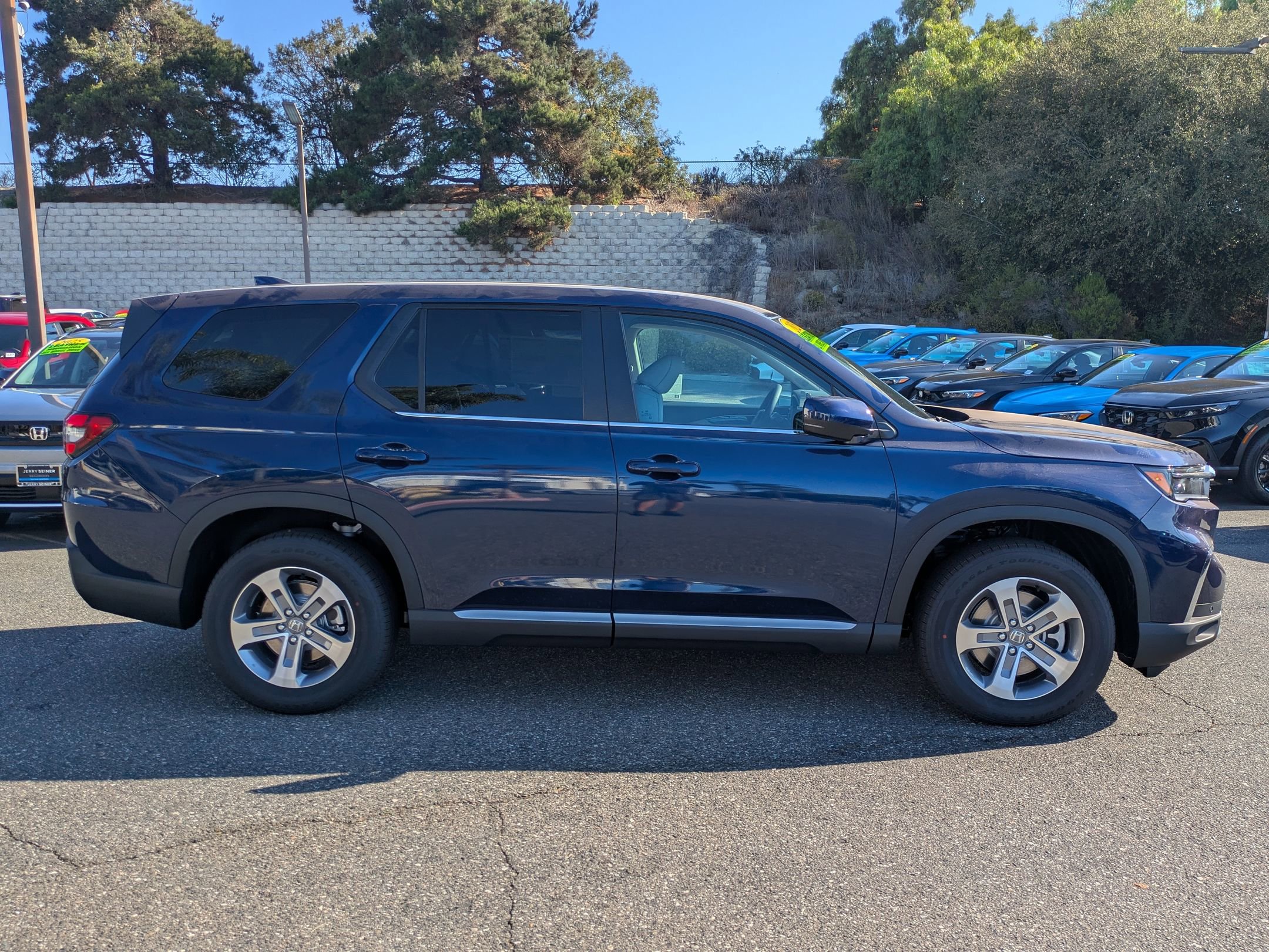 2025 Honda Pilot EX-L photo 6