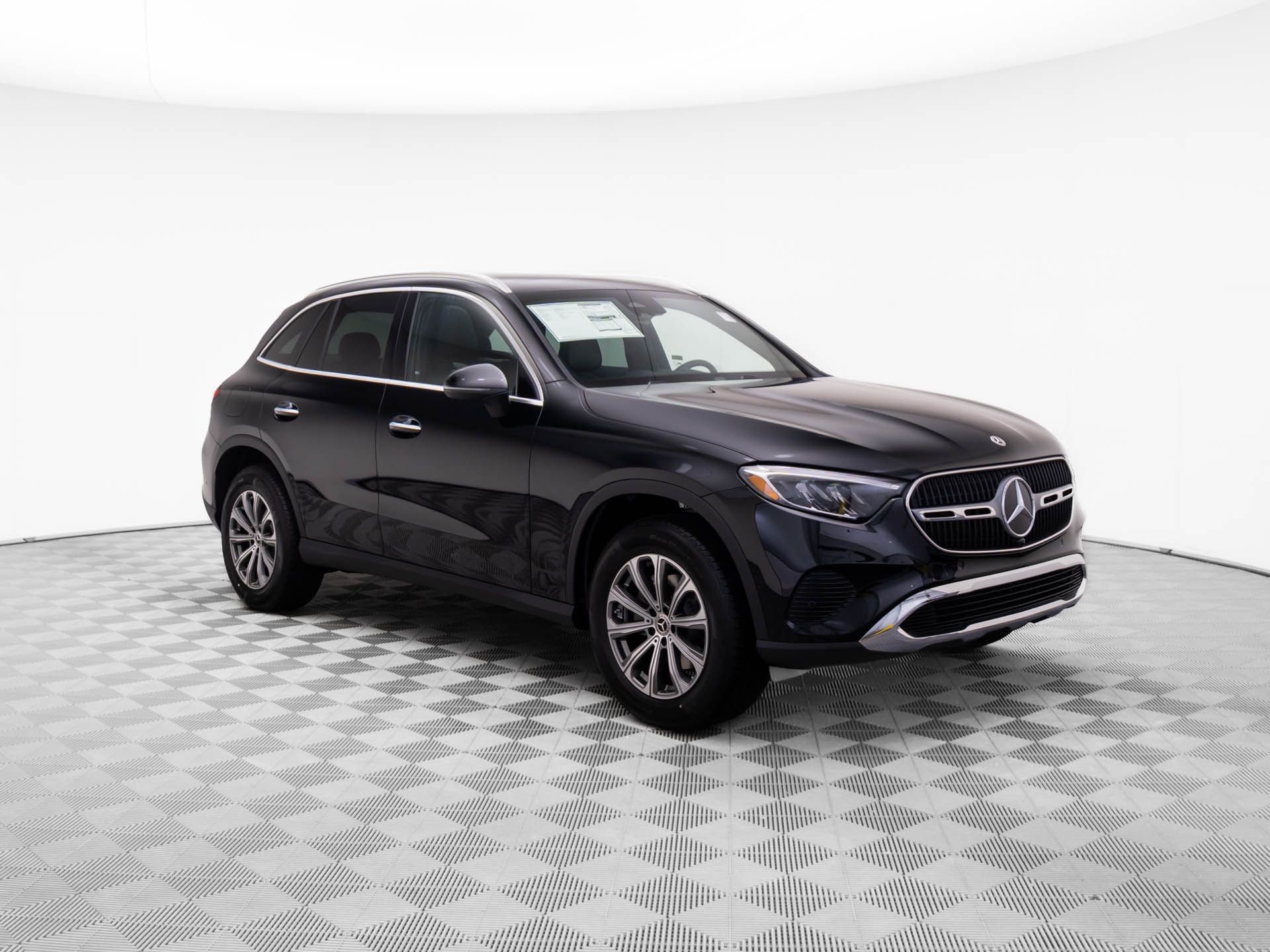2025 Mercedes Benz GLC 300 4MATIC photo 7